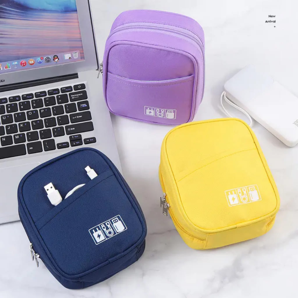 Pouch Travel Serbaguna Multifungsi – Tas Kosmetik & Organizer Powerbank Unisex Waterproof