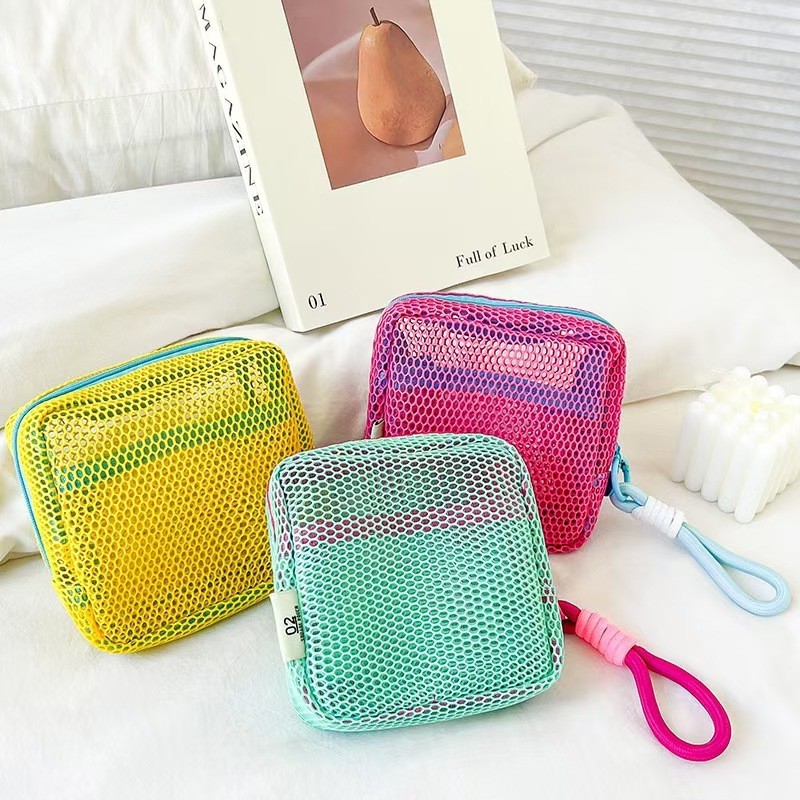 Pouch Jaring Tas Make Up Portable Mini Penyimpanan Alat Kecantikan Anti Jamur Fleksible Dengan Hand Strap